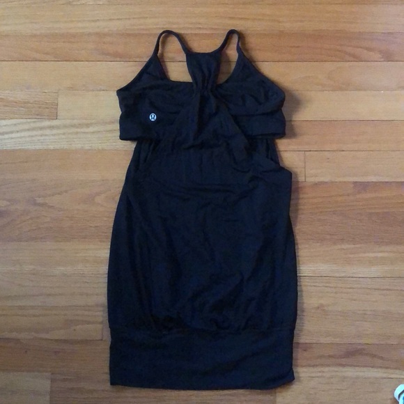 Lululemon Workout Top - Picture 2 of 5